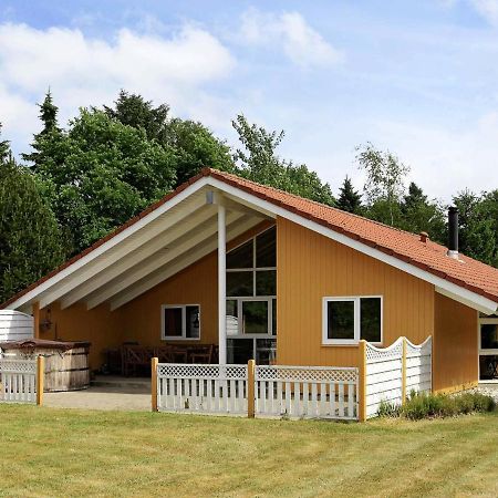 6 Person Holiday Home In Ansager Exteriér fotografie